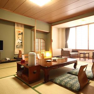 Japanese-Style Room